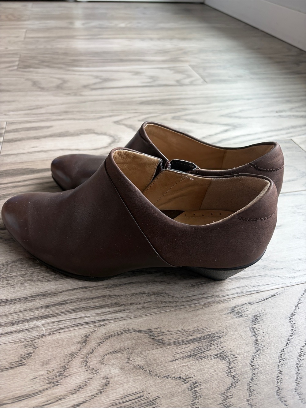 ECCO  Brown Leather Slip-On Shoes - Picture 5 of 14